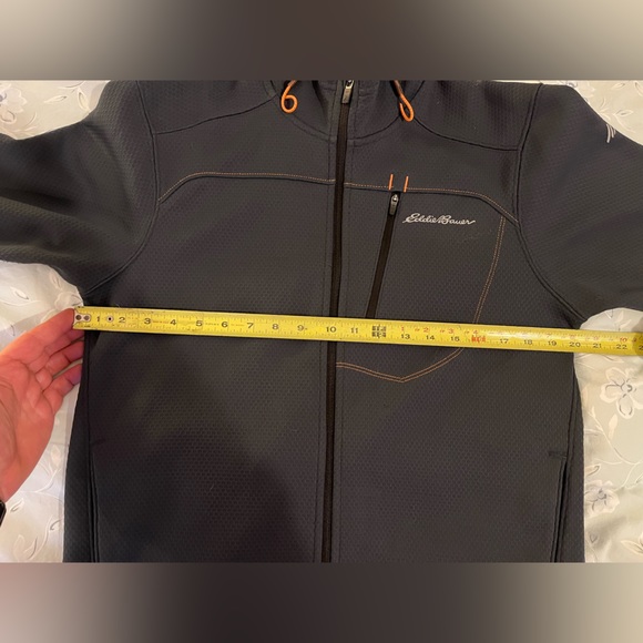 Spring Sale! Eddie Bauer zipped hoodie - like new. Fits: 5’ 6”- 10” & 130-150lbs - Picture 5 of 10